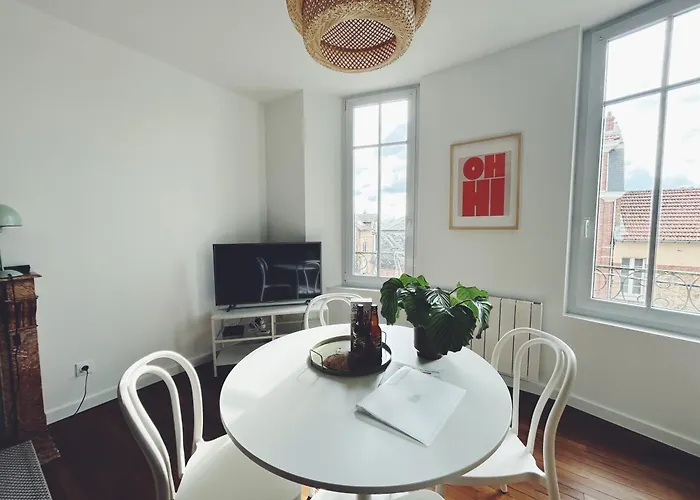 Jaurès Appartement *
